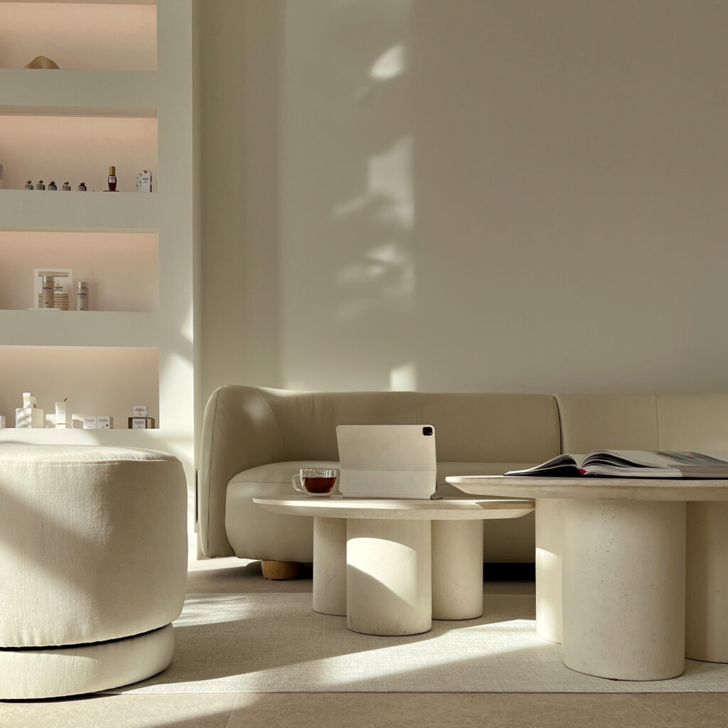 Bloom-Health-Lobby-A2-Shadow